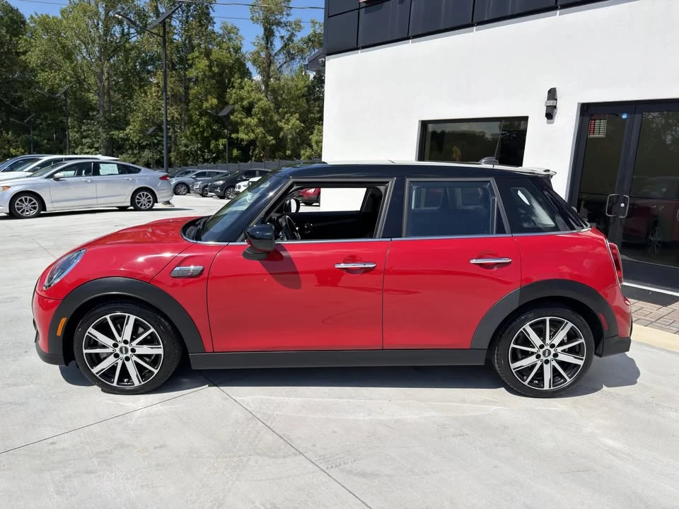 2022 Mini Mini 3rd Gen - Image 2 of 20