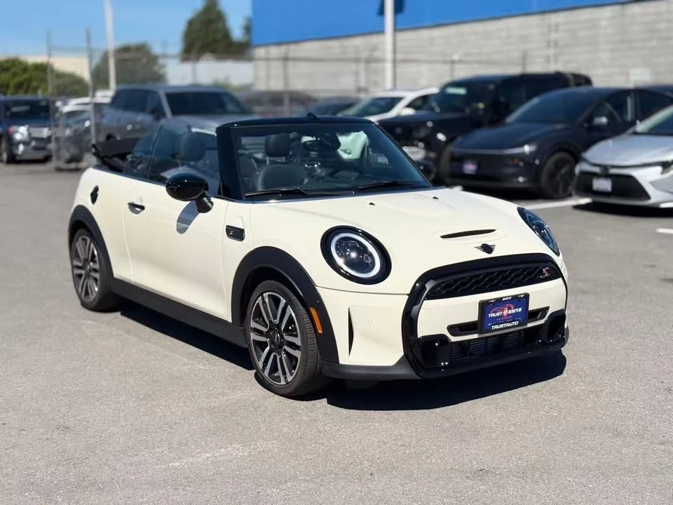 2022 Mini Mini Cooper S 3rd Gen - Image 10 of 15