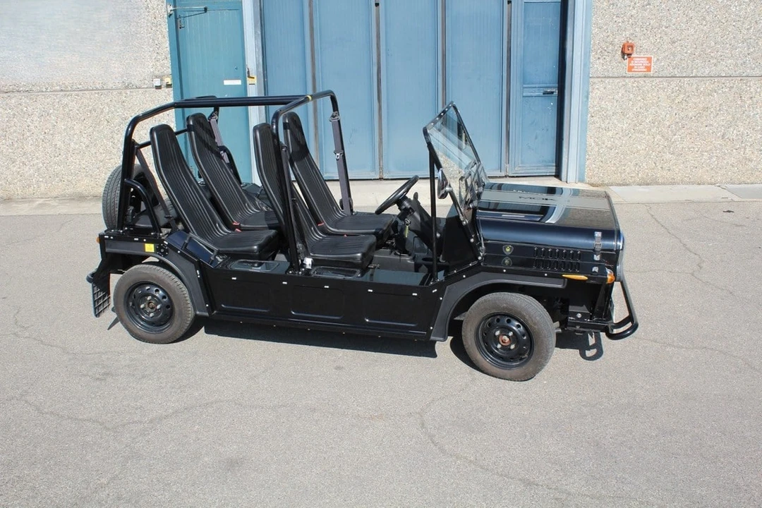 2022 Mini Mini Moke - Image 2 of 30