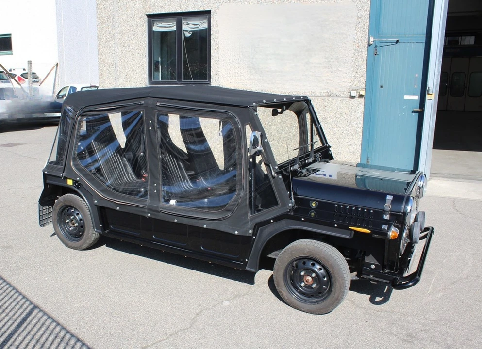 2022 Mini Mini Moke - Image 26 of 30