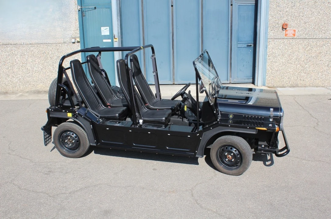 2022 Mini Mini Moke - Image 12 of 30
