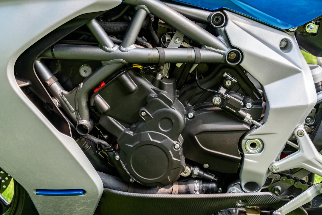 2022 MV Agusta - Image 6 of 8