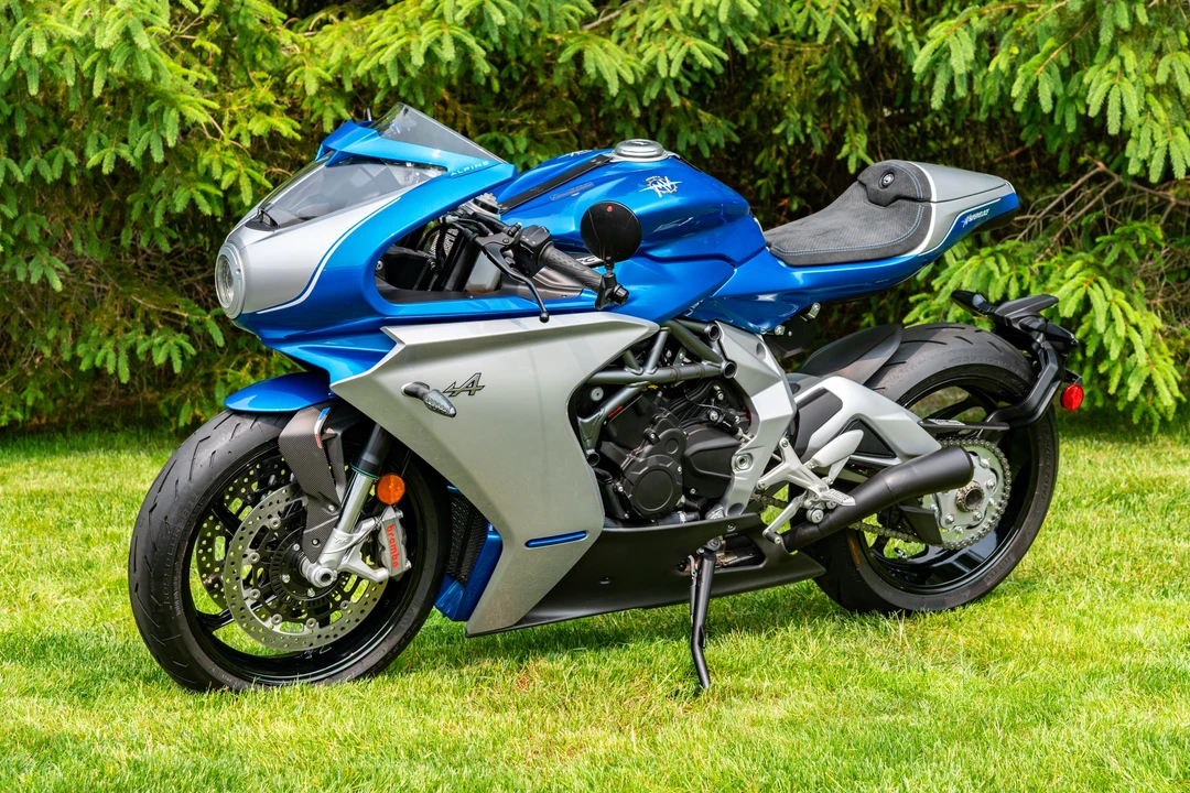 2022 MV Agusta - Image 3 of 8