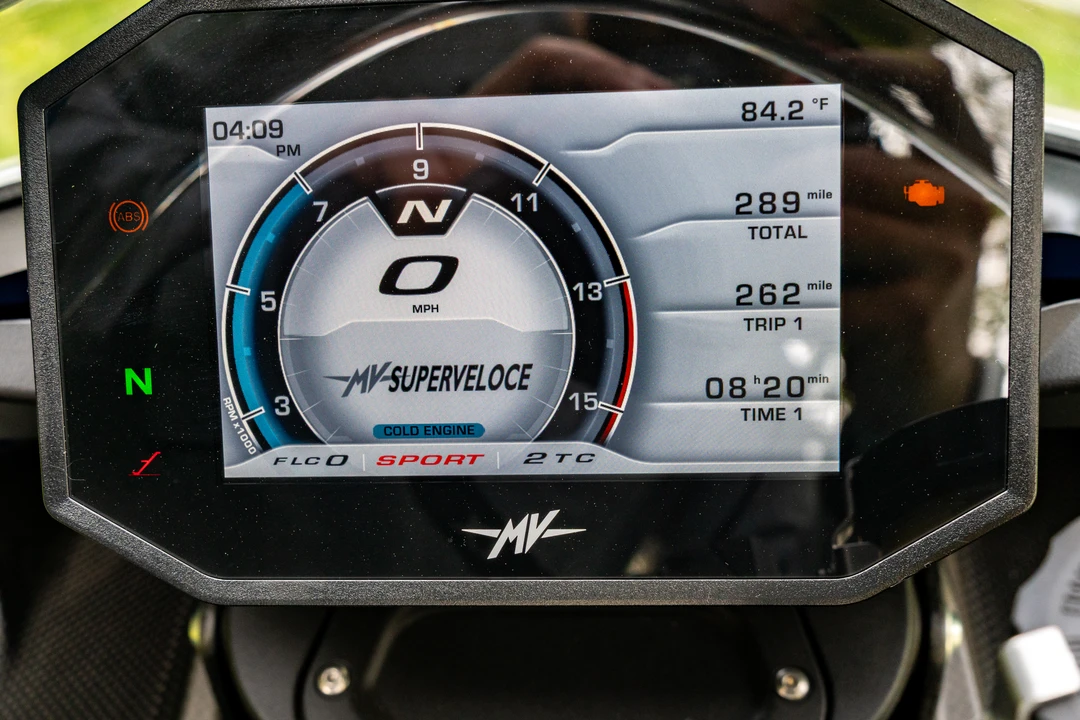 2022 MV Agusta - Image 5 of 8