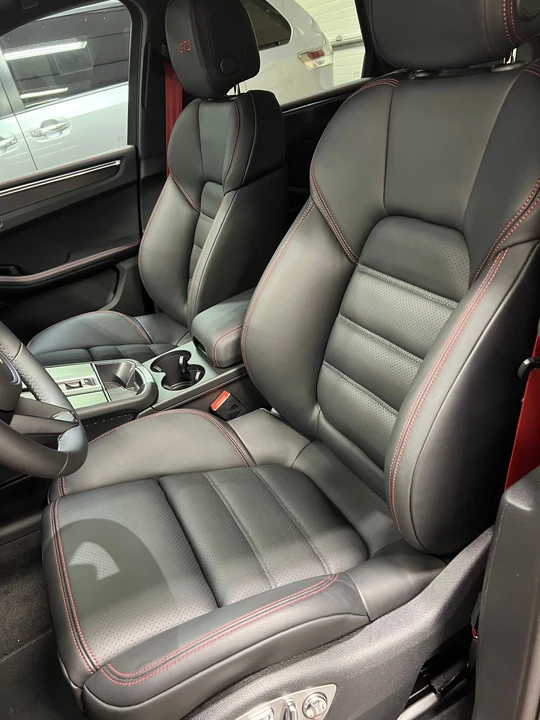 2022 Porsche Macan GTS - Image 12 of 24