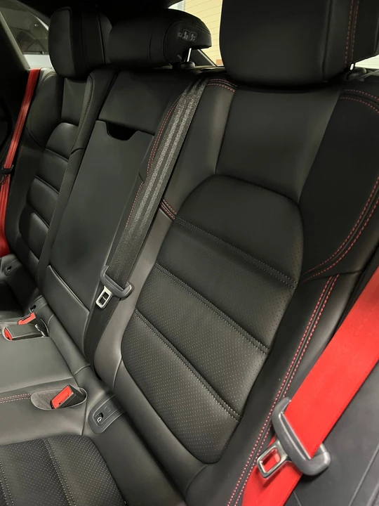 2022 Porsche Macan GTS - Image 16 of 24