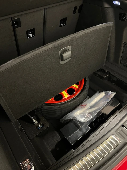 2022 Porsche Macan GTS - Image 20 of 24