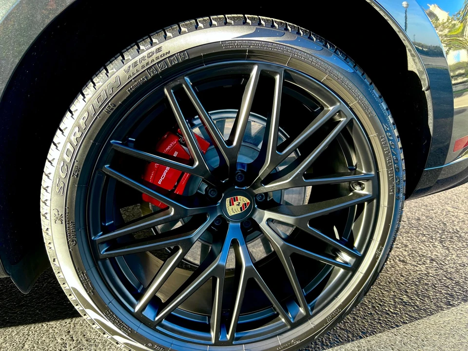 2022 Porsche Macan GTS - Image 16 of 20
