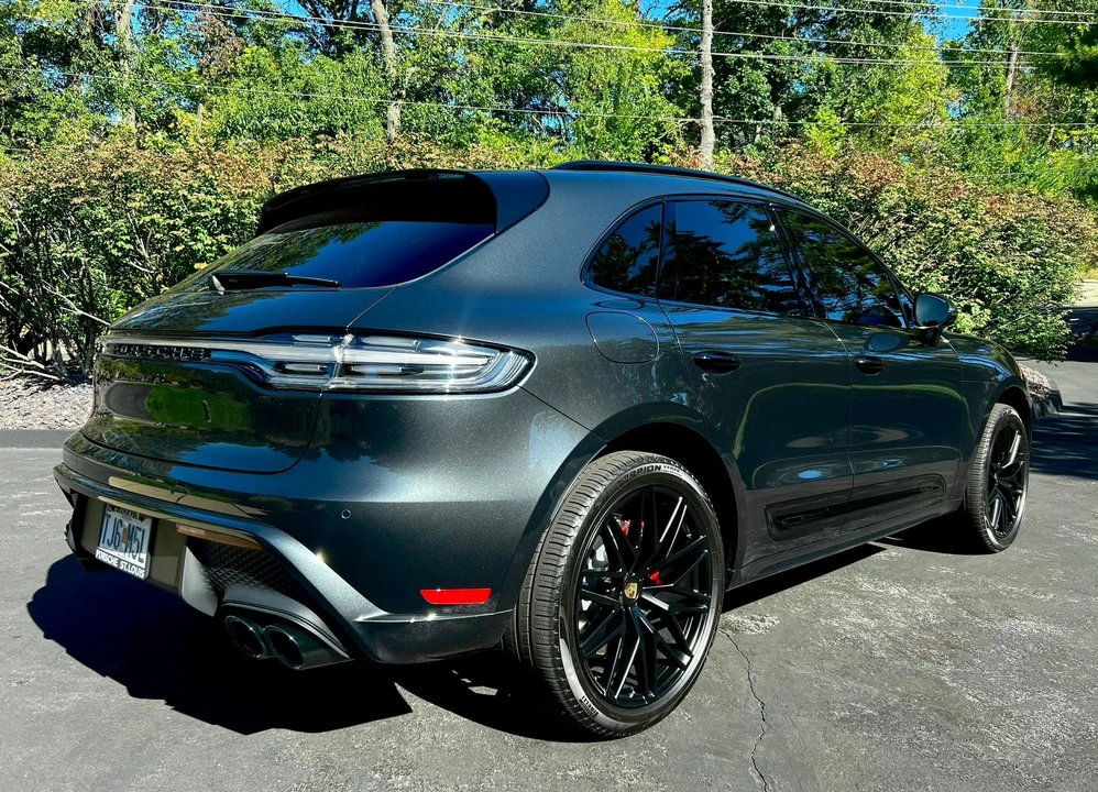 2022 Porsche Macan GTS - Image 18 of 20