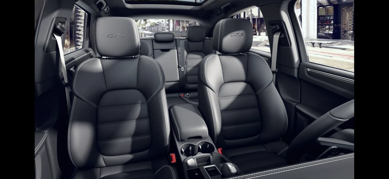 2021 Porsche Macan GTS - Image 2 of 2