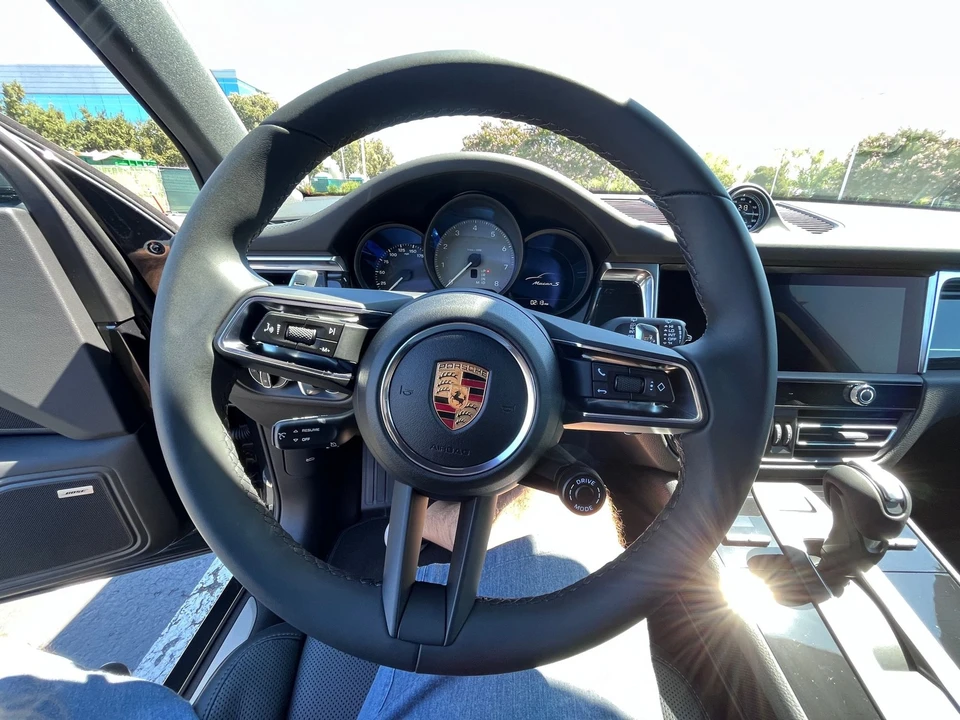 2022 Porsche Macan S - Image 6 of 13