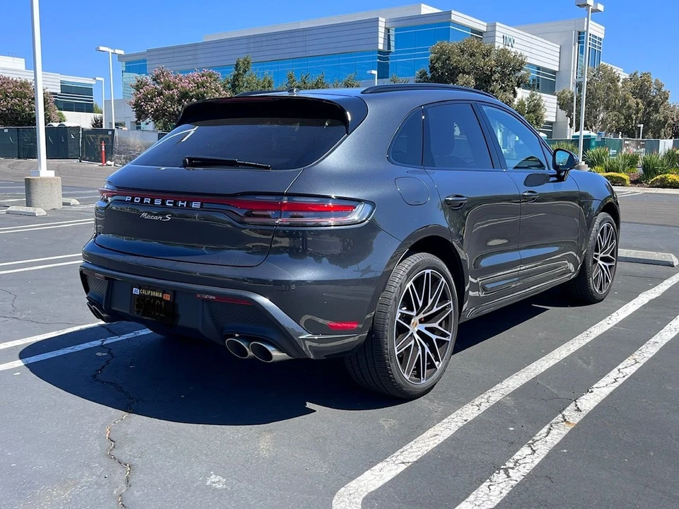2022 Porsche Macan S - Image 2 of 13