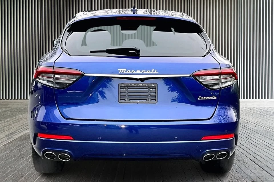 2022 Maserati Levante - Image 5 of 17