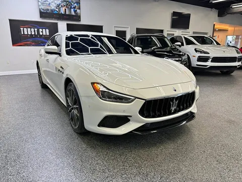 2022 Maserati Ghibli Modena Sedan 4D