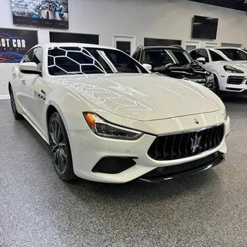 2022 Maserati Ghibli Modena Sedan 4D