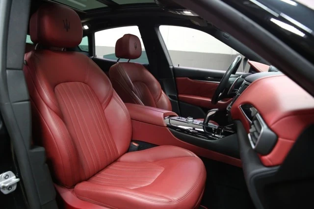 2022 Maserati Levante - Image 12 of 21