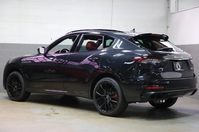 2022 Maserati Levante - Image 14 of 21
