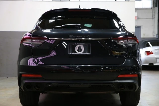 2022 Maserati Levante - Image 19 of 21