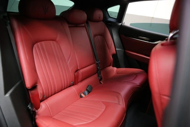 2022 Maserati Levante - Image 10 of 21