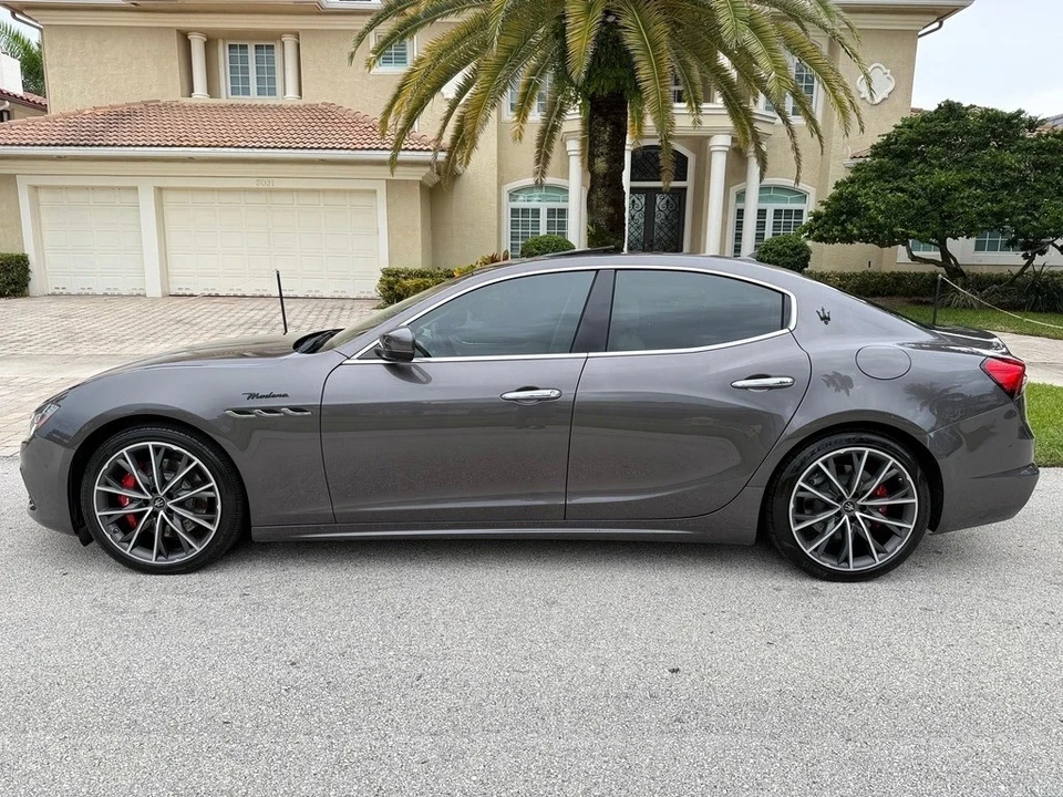 2022 Maserati Ghibli 3rd Gen - Image 8 of 21