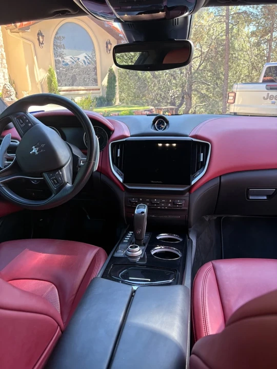 2022 Maserati Ghibli 3rd Gen - Image 15 of 21
