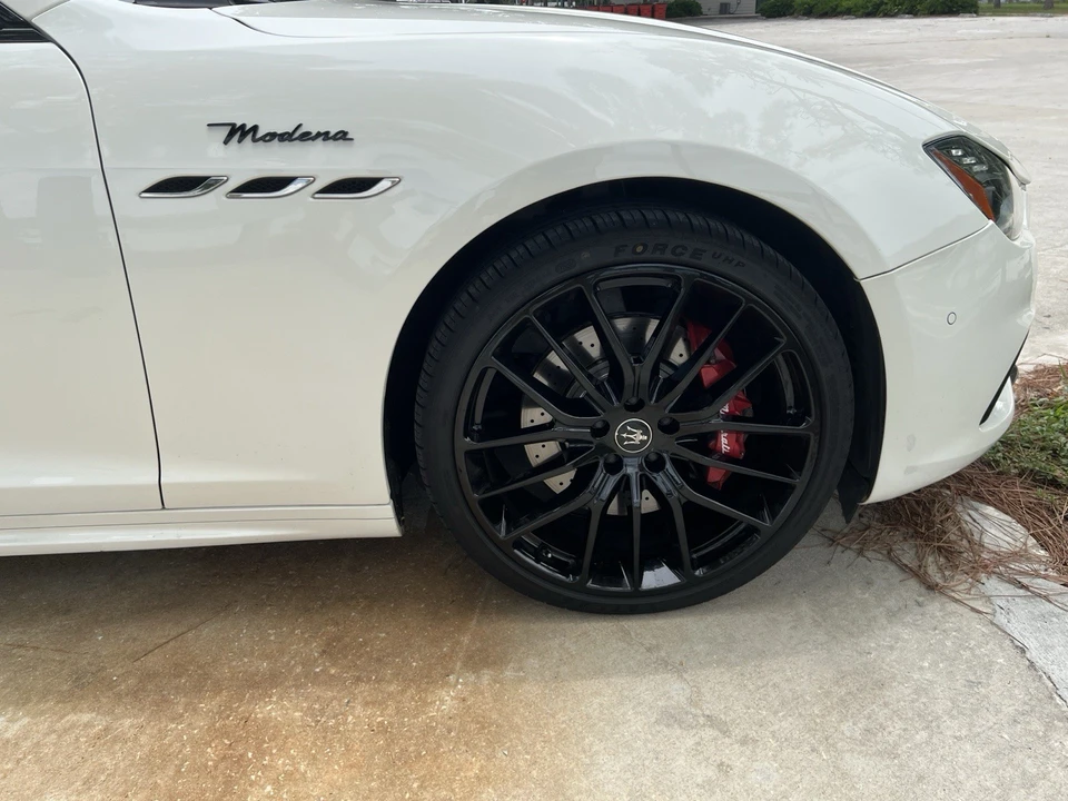 2022 Maserati Ghibli 3rd Gen - Image 13 of 17