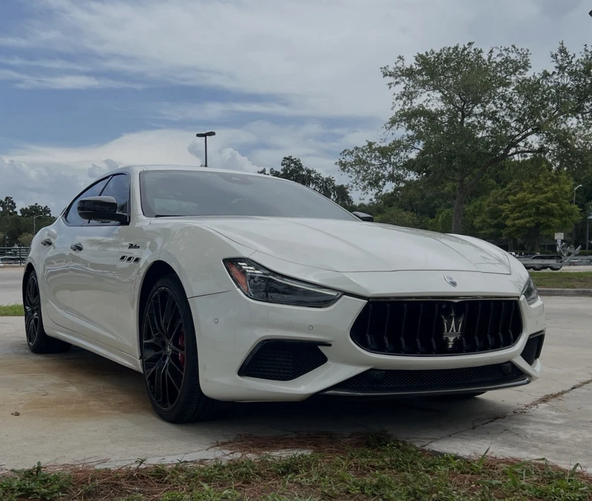 2022 Maserati Ghibli 3rd Gen - Image 2 of 17