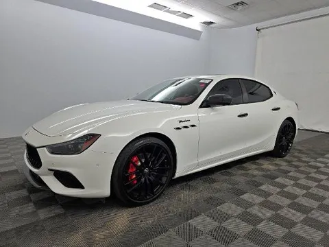 2022 Maserati Ghibli Modena