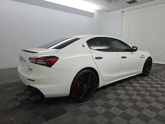 2022 Maserati Ghibli 3rd Gen - Image 4 of 8