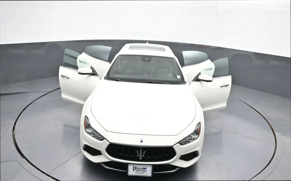 2022 Maserati Ghibli 3rd Gen - Image 12 of 19