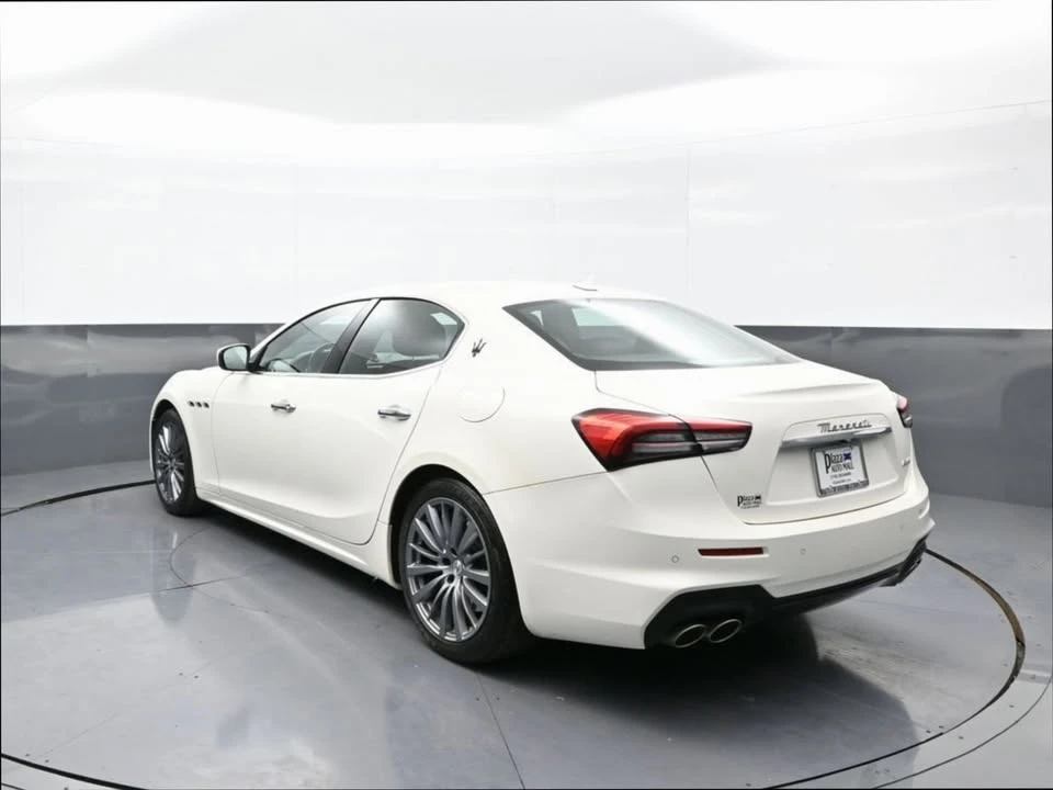 2022 Maserati Ghibli 3rd Gen - Image 16 of 19