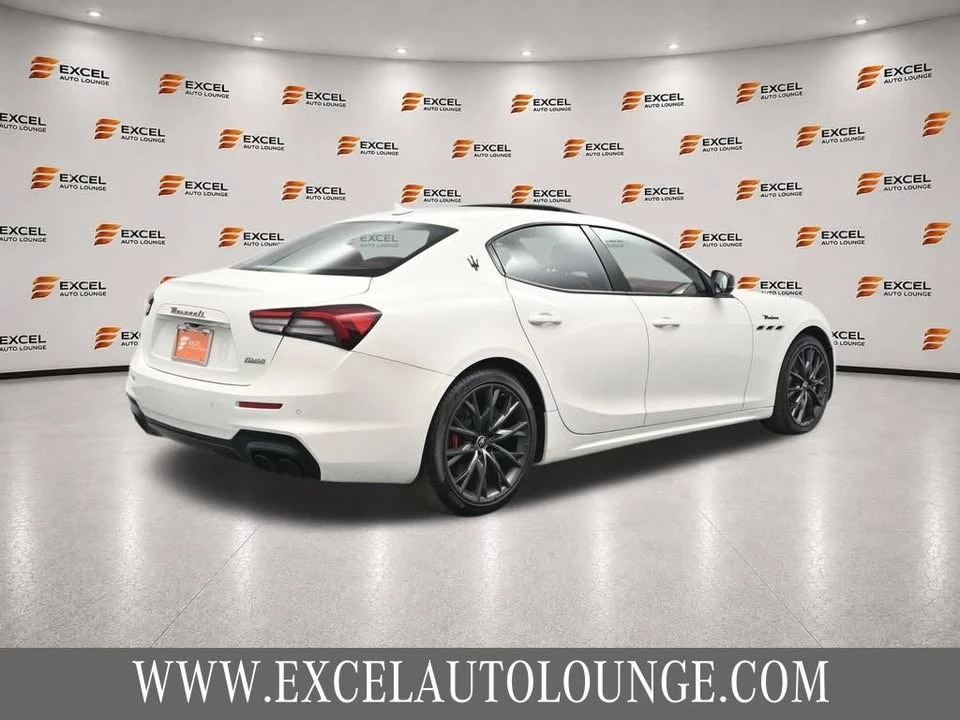 2022 Maserati Ghibli 3rd Gen - Image 5 of 19