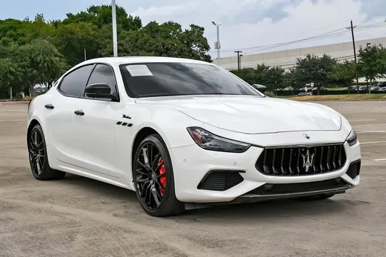 2022 Maserati Ghibli Modena