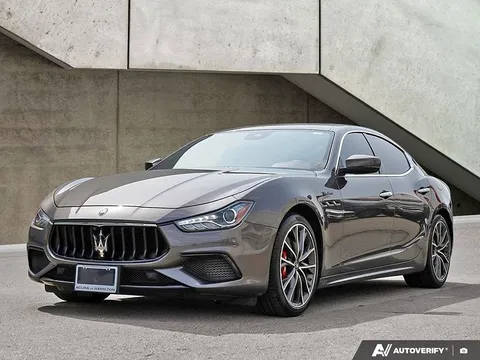 2022 Maserati Ghibli Modena Q4