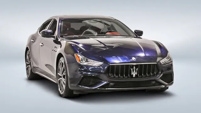 2022 Maserati Ghibli Modena Q4