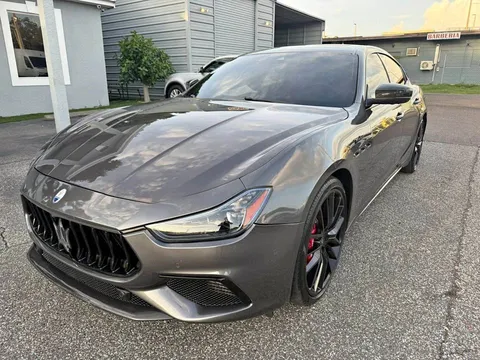 2022 Maserati Ghibli Modena Q4 Sedan 4D