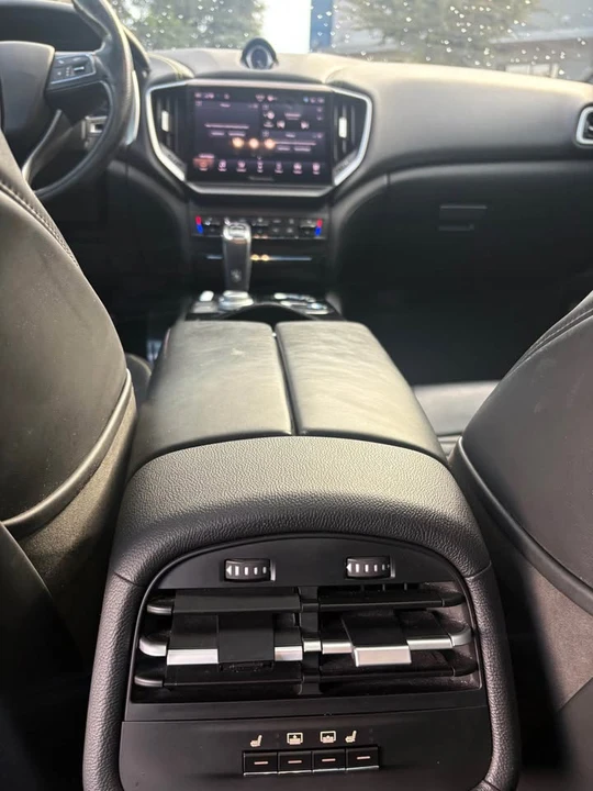 2022 Maserati Ghibli 3rd Gen - Image 15 of 17