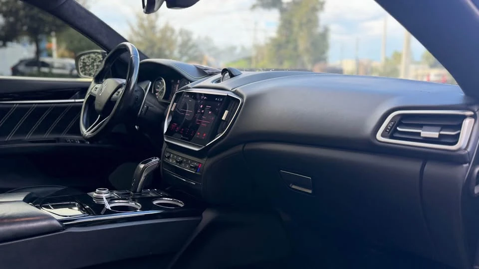 2022 Maserati Ghibli 3rd Gen - Image 12 of 16