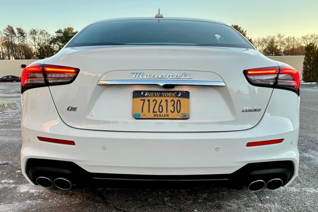 2022 Maserati Ghibli 3rd Gen - Image 5 of 31