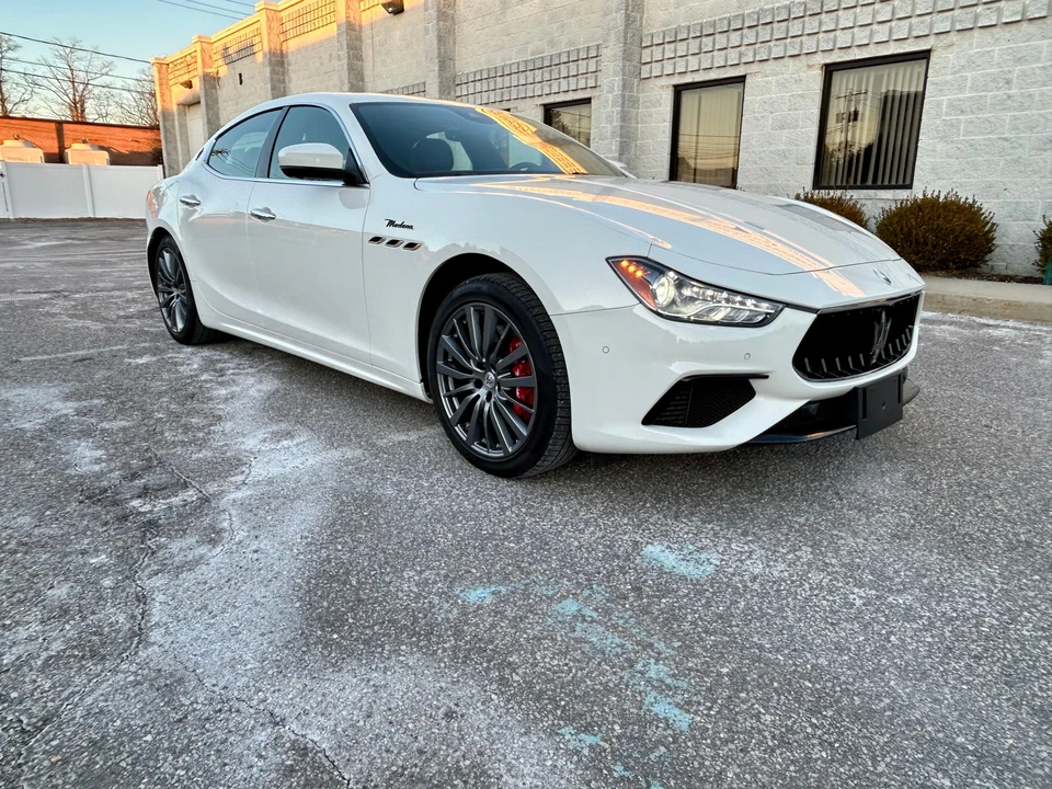 2022 Maserati Ghibli 3rd Gen - Image 13 of 31