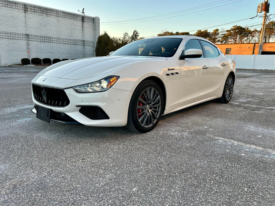 2022 Maserati Ghibli 3rd Gen - Image 7 of 31