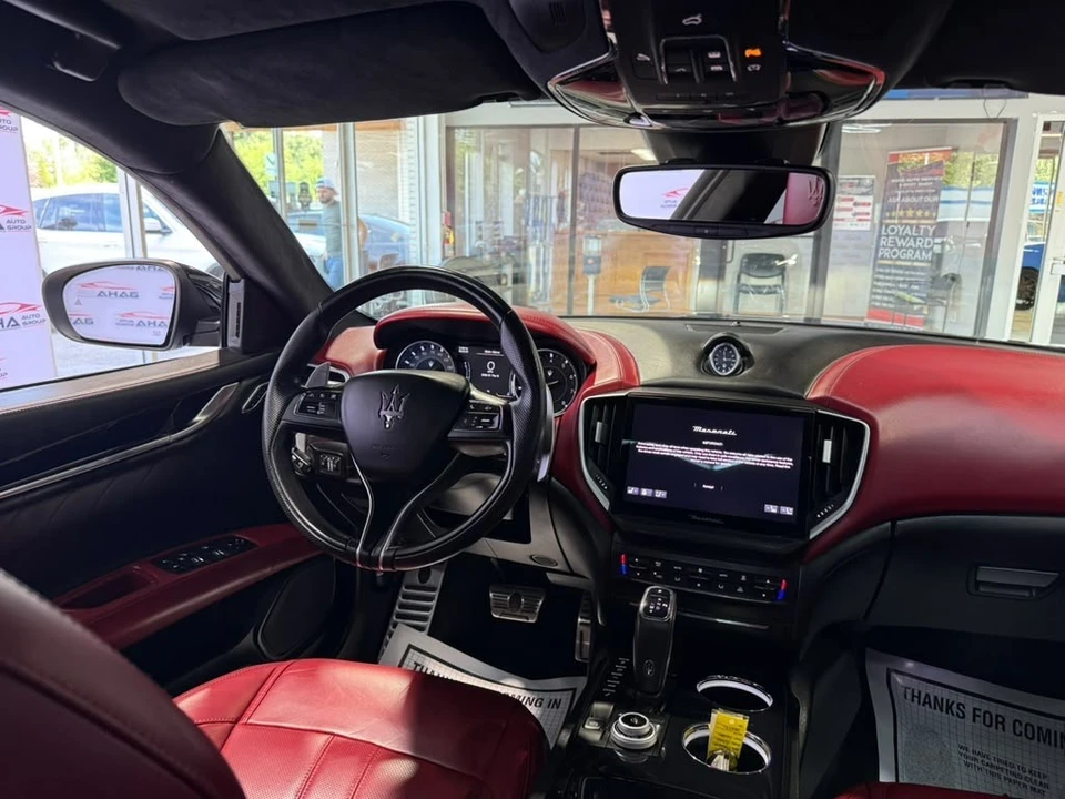 2022 Maserati Ghibli 3rd Gen - Image 26 of 31