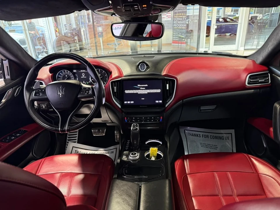 2022 Maserati Ghibli 3rd Gen - Image 25 of 31