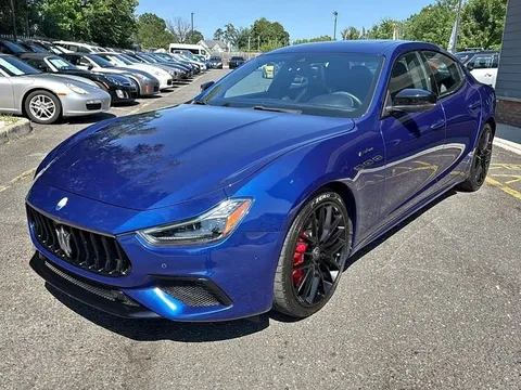 2022 Maserati Ghibli Modena