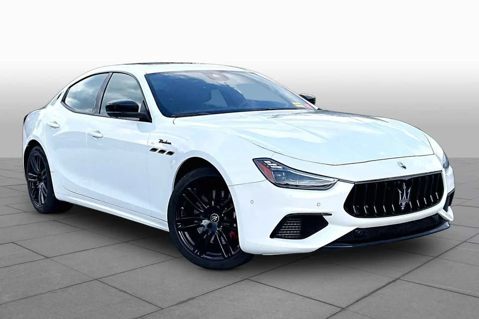 2022 Maserati Ghibli 3rd Gen - Image 2 of 15