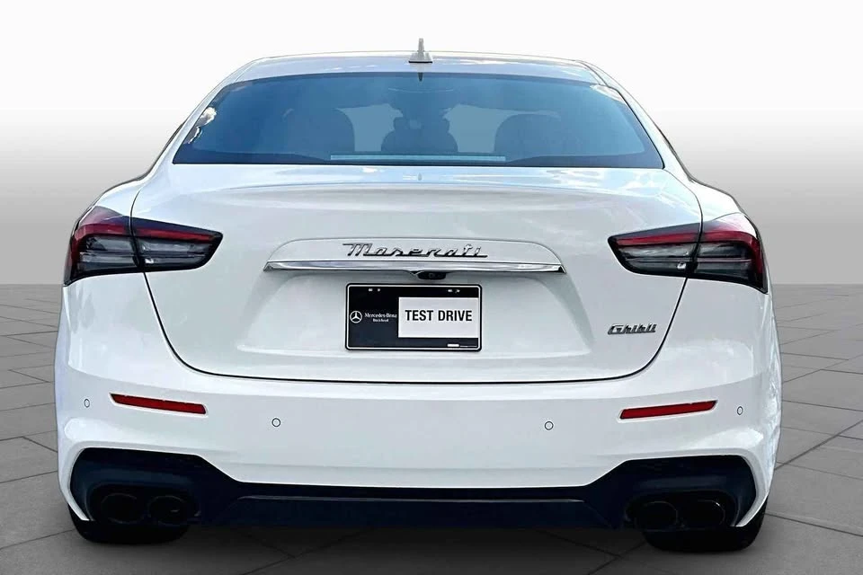 2022 Maserati Ghibli 3rd Gen - Image 4 of 15