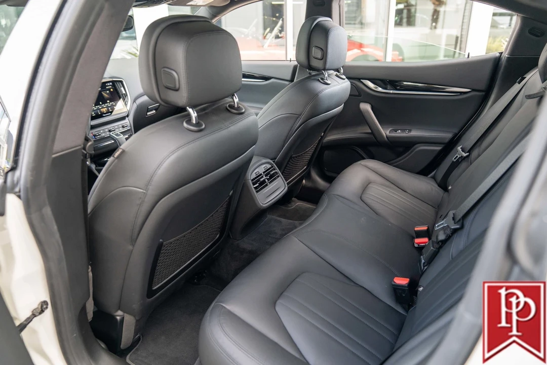2022 Maserati Ghibli 3rd Gen - Image 12 of 21