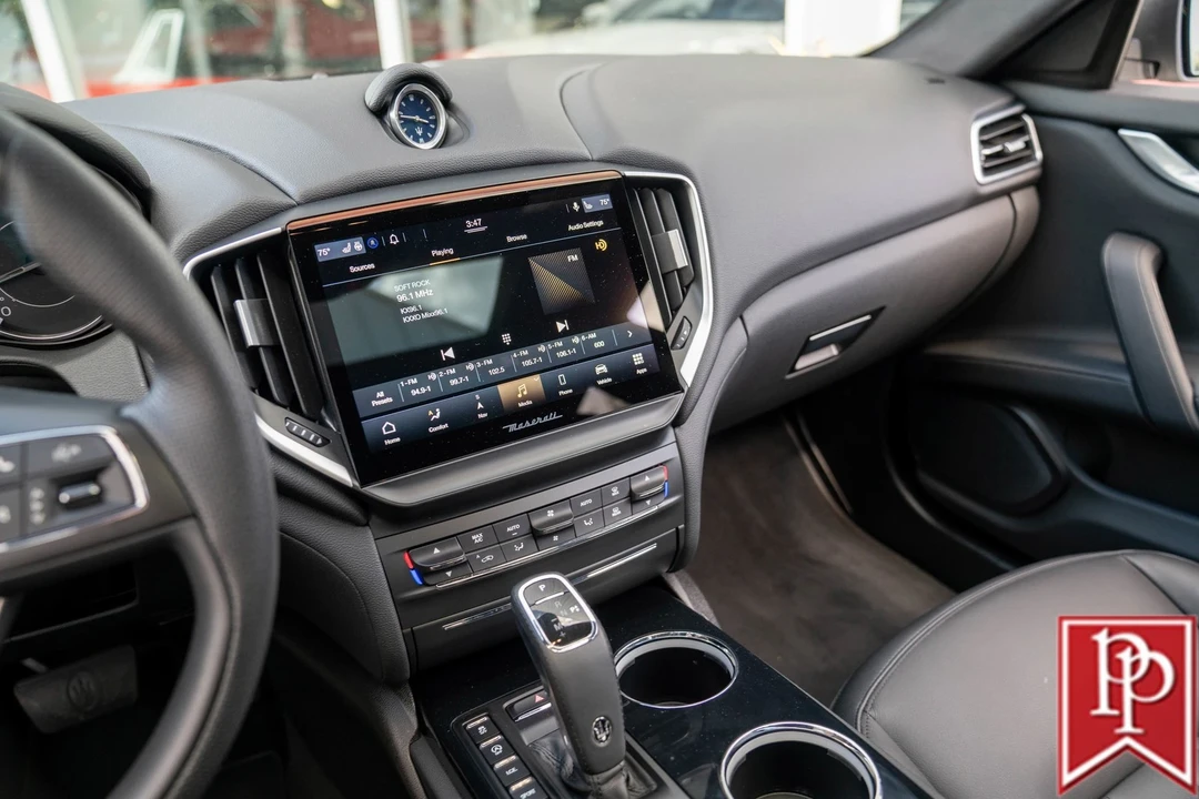 2022 Maserati Ghibli 3rd Gen - Image 11 of 21