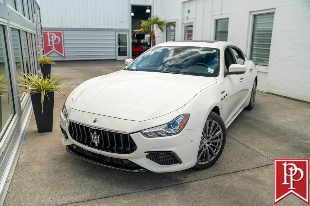 2022 Maserati Ghibli 3rd Gen - Image 2 of 21
