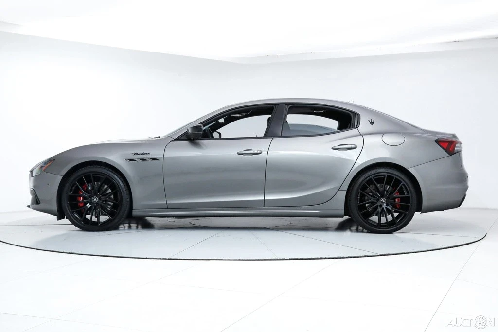 2022 Maserati Ghibli 3rd Gen - Image 2 of 21